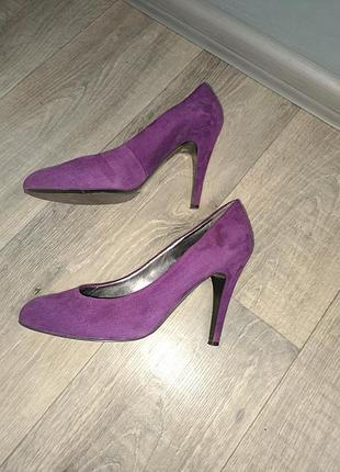 Замшевые брендовые туфли nine west 38-38,5 25 см