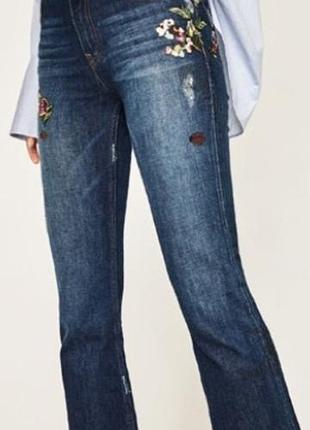 Джинсы клещи с вышивкой и божьими коровками женские zara eur36 usa 4 mex 26