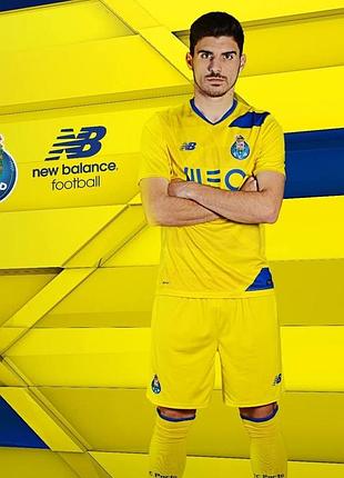 Футбольна форма порто від new balance
