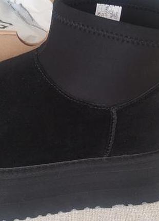 Жіночі чорні уггі ugg classic mini dippe