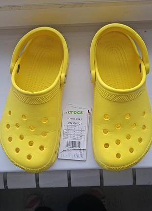 Шльопанці унісекс crocs жовті, розмір us j4 (36.5), устілка 23 см