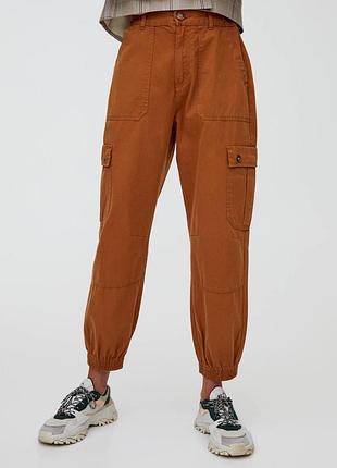 Штани карго з високою посадкою pull&bear 8