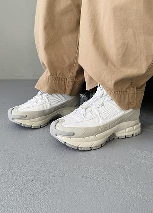 😍 женские кроссовки nike zoom vomero roam white/beige