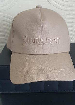 Женская  бежевая кепка бейсболка saint laurent