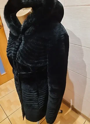 Жіноча шуба з мутону 2