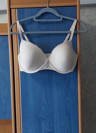 Бюстгальтер на поролоне и косточках, 
36d/80d, f&amp;f