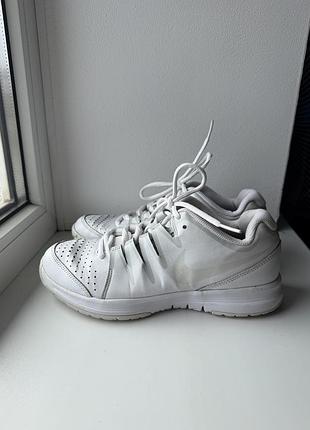 Кросівки жіночі nike білі 38р 24см