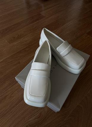 Charles & keith 2