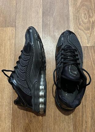 Кроссовки nike tn air tuned max triple black (размер 12 us / 46)