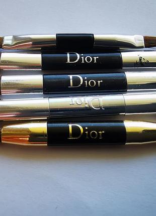 Пензлик для губ dior з палетки (оригінал).