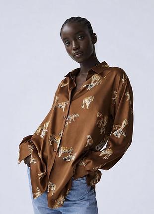 Блуза сатинова  , атласна , шовкова , шоколадна , коричнева в тигри, принт zara next mango hm stradivarius massimo dutti , рубашка , накидка