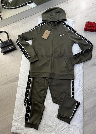 Крутий костюм nike