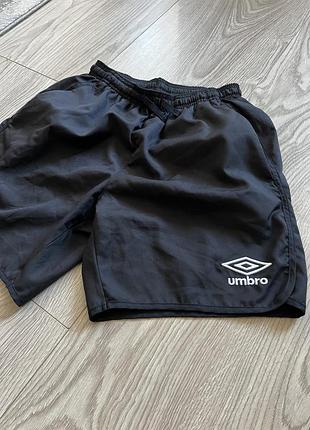 Спортивні шорти чоловічі umbro чорні, розмір s-m (46-48)