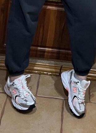 Кросівки жіночі new balance білі з рожевим
