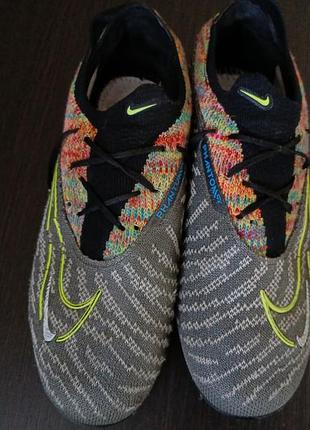 Бутси чоловічі nike phantom різнокольорові