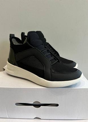 Кроссовки aldo новые