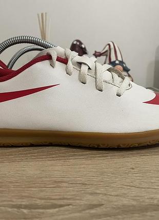 Футзалки серії nike hypervenom phade ic