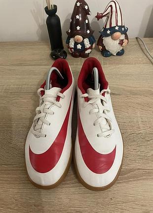 Футзалки серії nike hypervenom phade ic 3
