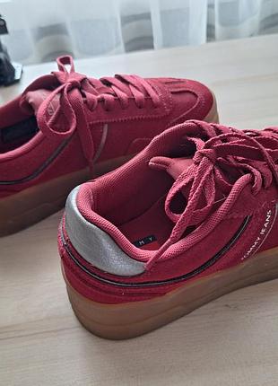 Кросівки жіночі tommy hilfiger the greenwich flatform elevated червоні, розмір 37