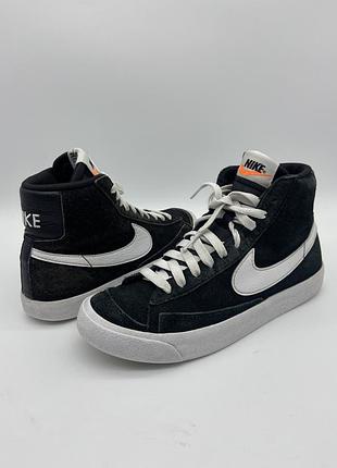 Жіночі кросівки nike, 37.5 розмір, устілка 23.5