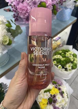 Парфюмированный спрей coconut milk rose