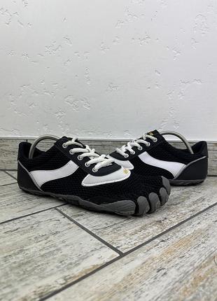 Vibram five fingers speed