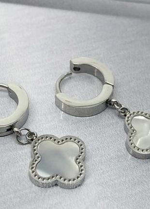 Серьги с белым клевером из медицинского золота stainless steel, xuping позолоченные