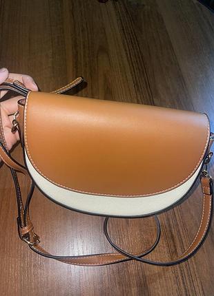 Стильна комбінована сумка-кросбоді sinsay у формі «сідло» (saddle bag)