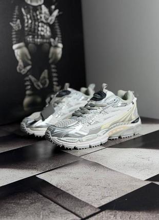 Off-white be right back silver 8