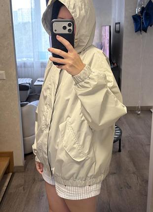 Жіноча куртка вітровка h&m розмір l