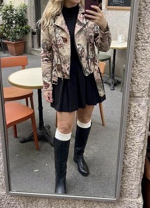 Куртка жіноча zara косуха з квітковим принтом
