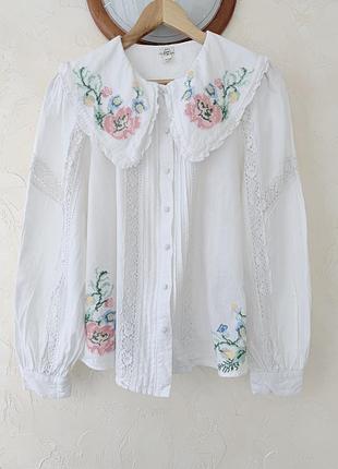 Блуза с вышивкой river island (р.m) 8