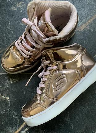 Кросівки  sketchers оринінал на дівчинку 31 розмір