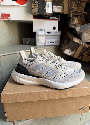Жіночі кросівки для бігу спортивні adidas pureboost 23