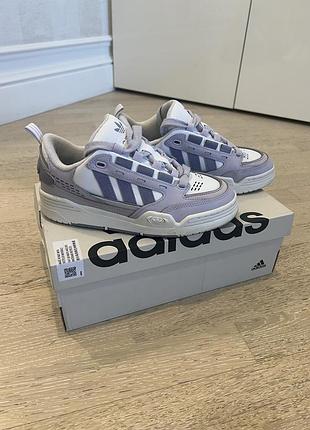 Кросівки adidas жіночі 36,5-37