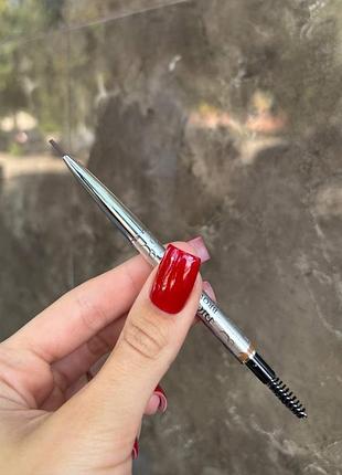 Dior олівець для брів 3