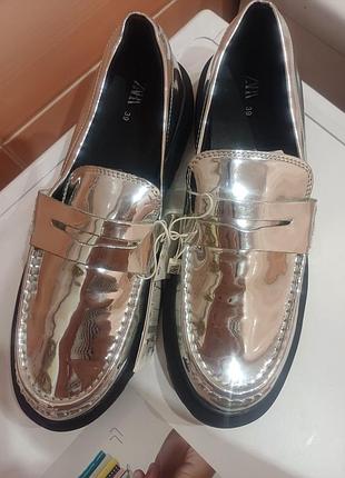 Лофери жіночі zara сріблясті, розмір 39