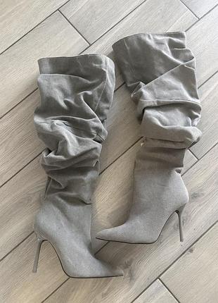 Жіночі ботильйони zara сірі замшеві