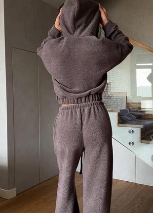 Костюм брючный 7