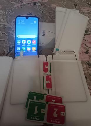 Смартфон redmi 8 ядер, 4 гб озп, 64 гб пзп