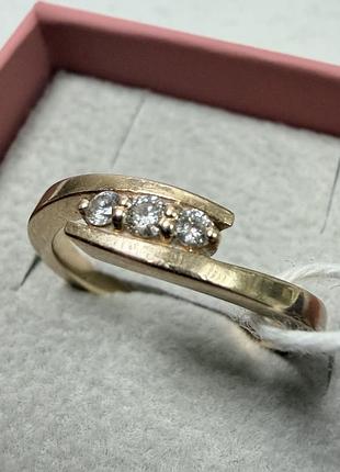 Кільце для жінок золотисте із золота 585 проби з діамантами, розмір 18