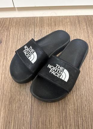 Шльопанці the north face чорні