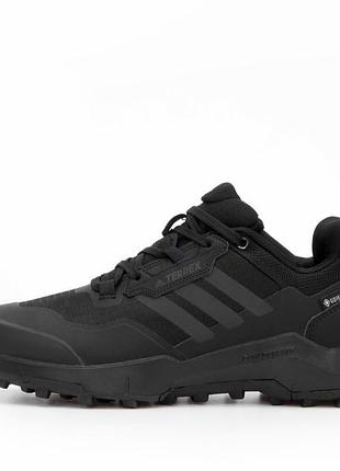 Кросівки чоловічі чорні теплі adidas terrex gore tex