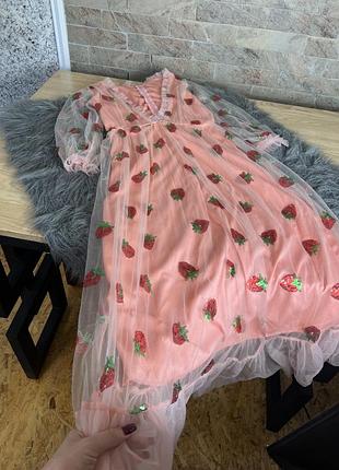 Сукня в полунички 7