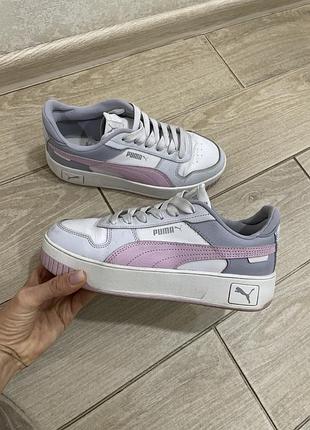 Кеди жіночі puma білі з бузковим