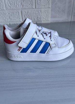 Кросівки для дітей adidas