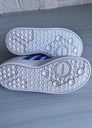 Кросівки для дітей adidas 5