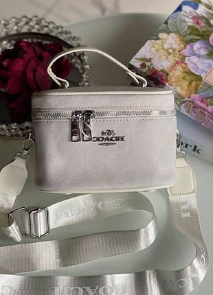 Сумка для жінок coach  з ручкою та ремінцем
