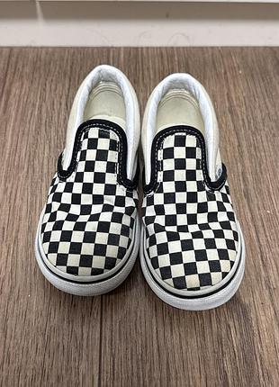 Кеди дитячі vans classic slip-on чорно-білі