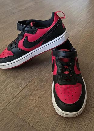Кросівки nike розмір 33